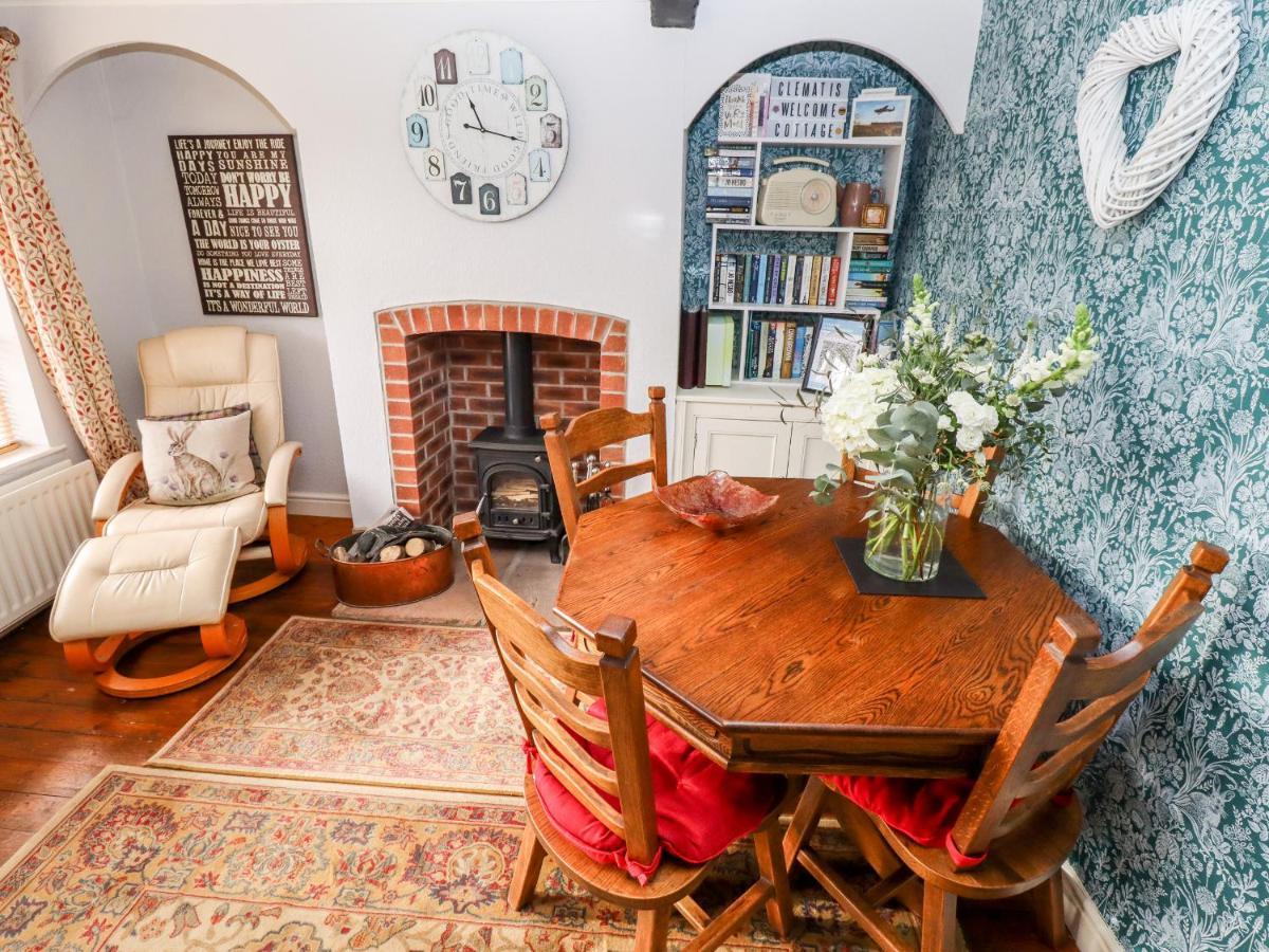 Clematis Cottage มาร์เก็ตเรเซน ภายนอก รูปภาพ